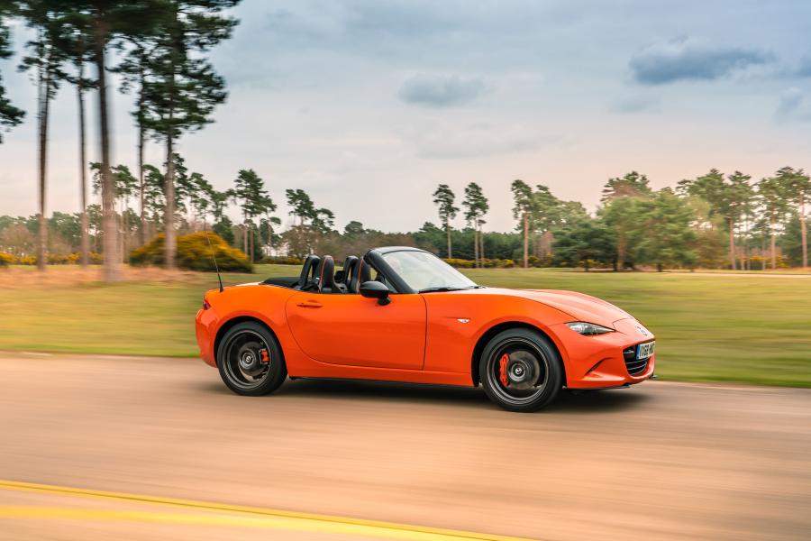  Mazda MX-5 30th Anniversary (ND) 2019 года  (WW) (фото 16 из 47)